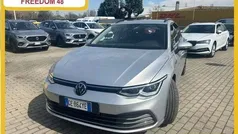 Grigio Usata 2021 VW Golf VIII Style Station wagon | 23.790 € (Buon prezzo)