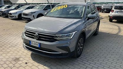 Usata VW Tiguan Life 131 CV (96 kW) 2021 Grigio SUV