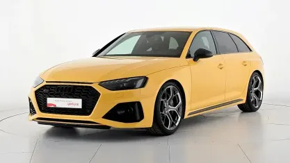 Usata Audi RS4 Ambiente 470 CV (345 kW) 2025 Verniciature personalizzate audi exclusi Station wagon