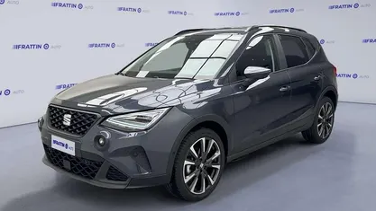 Nuova Seat Arona Black Edition 95 CV (69 kW) 2025 Grigio scuro SUV