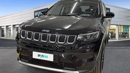 Usata 2024 Jeep Compass Limited SUV | 26.900 € (Buon prezzo)