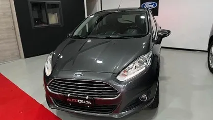 Grigio Usata 2017 Ford Fiesta ST-Line Tre volumi | 6500 € (Super prezzo)