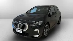 Saphirschwarz metallizzato Usata 2024 BMW 218 Active Tourer M Sport Monovolume | 34.250 € (Buon prezzo)