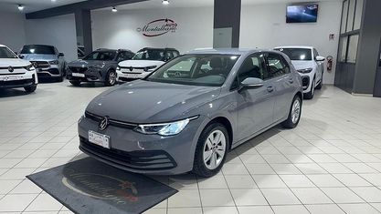 Usata VW Golf VIII Style 116 CV (85 kW) 2023 Grigio Berlina