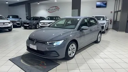 Usata VW Golf VIII Style 116 CV (85 kW) 2023 Grigio Berlina