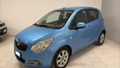 Usata Opel Agila Enjoy 65 CV (47 kW) 2009 Blu Utilitaria