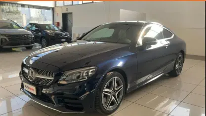 Usata Mercedes C300 Premium Plus 245 CV (180 kW) 2020 Blu Coupé