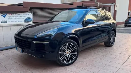 Usata Porsche Cayenne 250 CV (183 kW) 2016 Blu SUV