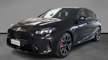 Usado BMW 118 Comfort Edition 150 CV (110 kW) 2024 Negro Utilitario