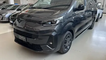 Usata Fiat Ulysse 131 kW (179 CV) 2025 Grigio Monovolume