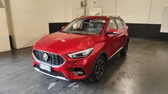 Rosso Usata 2022 MG ZS Luxury Tre volumi | 12.990 € (Ottimo prezzo)