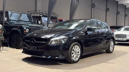 Gebraucht Mercedes A160 Executive 90 PS (66 kW) 2018 Schwarz Limousine
