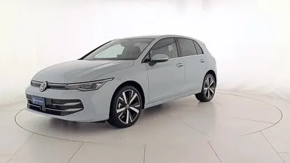 Nuova VW Golf VIII Style 150 CV (110 kW) 2026 Crystal ice blue metallizzato Berlina