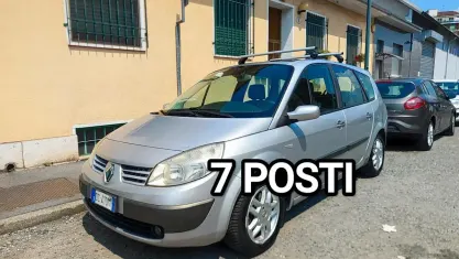 Usata Renault Grand Scénic II 130 CV (95 kW) 2006 Grigio Monovolume