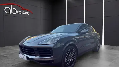Usata Porsche Cayenne 462 CV (339 kW) 2022 Grigio SUV