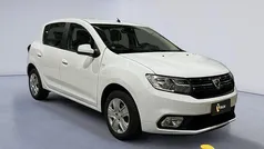 Bianco Usata 2020 Dacia Sandero Acces Due volumi | 6850 € (Buon prezzo)