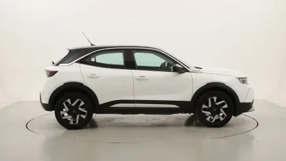 Usata Opel Mokka Elegance 101 CV (74 kW) 2022 Biancobianco SUV