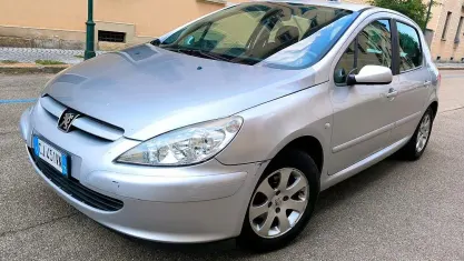 Usata Peugeot 307 109 CV (80 kW) 2003 Grigio Berlina