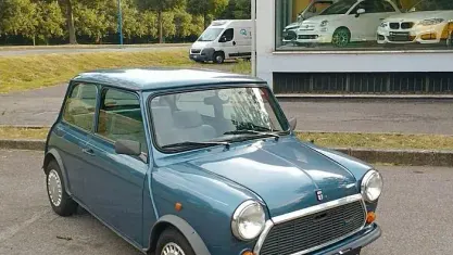 Usata Mini 1000 32 CV (23 kW) 1987 Blu Utilitaria