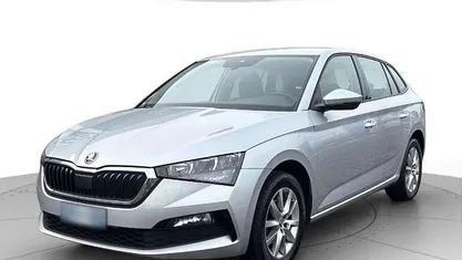 Argento Usata 2023 Skoda Scala Ambition Utilitaria | 14.800 € (Buon prezzo)