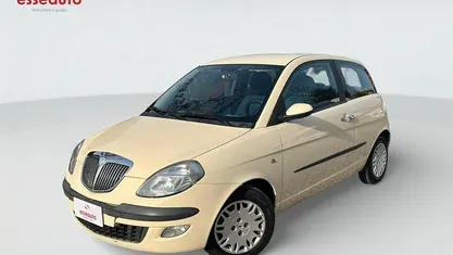 Usata Lancia Ypsilon 80 CV (58 kW) 2003 Utilitaria