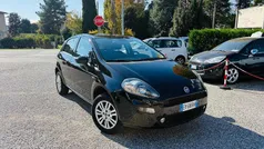 Nero Usata 2015 Fiat Punto Due volumi | 5790 € (Buon prezzo)