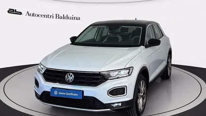 Bianco ghiaccio metalizzato/te Usata 2021 VW T-Roc Advance SUV | 23.500 € (Buon prezzo)