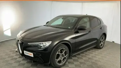 Usata Alfa Romeo Stelvio Tech Edition 160 CV (117 kW) 2019 Nero SUV