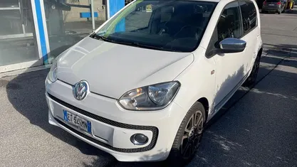 Usata 2014 VW up! Due volumi | 5799 € (Buon prezzo)