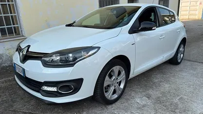 Usata Renault Mégane 95 CV (69 kW) 2015 Berlina