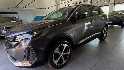 Usata Peugeot 3008 Allure 131 CV (96 kW) 2022 Grigio SUV