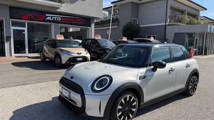 Usata Mini Cooper 136 CV (100 kW) 2021 Grigio Utilitaria