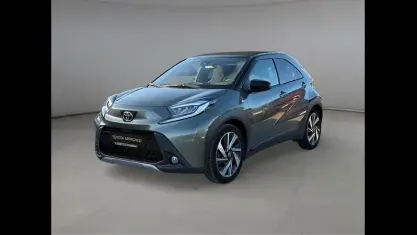 Usata Toyota Aygo X Lounge 72 CV (52 kW) 2022 Verde SUV