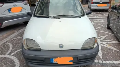 Usata Fiat 600 54 CV (39 kW) 2005 Bianco Utilitaria