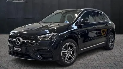 Usata 2025 Mercedes GLA200 AMG line SUV | 44.303 € (Buon prezzo)