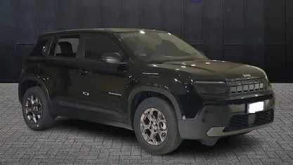 Usata 2025 Jeep Avenger Longitude SUV | 22.250 € (Buon prezzo)