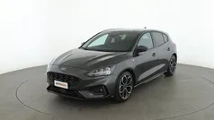 Usata 2018 Ford Focus ST-Line Tre volumi | 16.799 € (Buon prezzo)