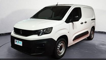 Gebraucht Peugeot Partner Premium 131 PS (96 kW) 2021 Weiß Van / Kleinbus