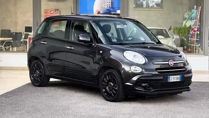 Nero Usata 2021 Fiat 500L Monovolume | 8900 € (Ottimo prezzo)