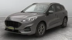 Grigio Usata 2022 Ford Kuga ST-Line SUV | 22.990 € (Buon prezzo)