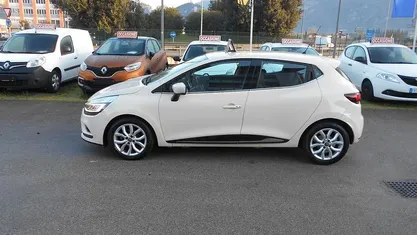 Bianco Usata 2017 Renault Clio IV Intens Due volumi | 9900 € (Ottimo prezzo)