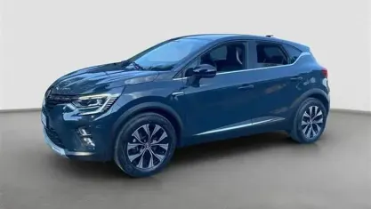 Usata Renault Captur Techno 145 CV (106 kW) 2023 Blu scuro SUV