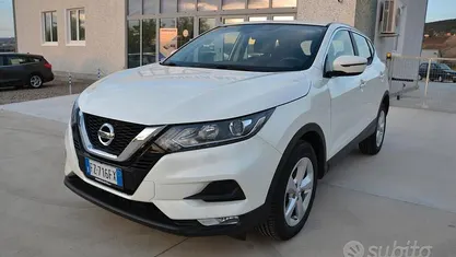Usata Nissan Qashqai 116 CV (85 kW) 2019 Bianco SUV