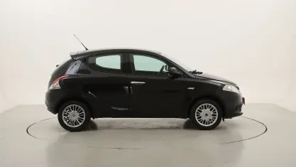 Usata Lancia Ypsilon Gold 69 CV (50 kW) 2019 Neronero Utilitaria