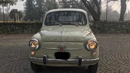 Usata Fiat 600 La Prima 68 CV (50 kW) 1960 Berlina