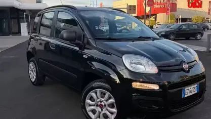 Usata Fiat Panda Easy 80 CV (58 kW) 2015 Blu Utilitaria