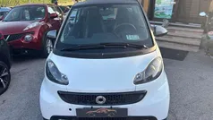 Bianco Usata 2014 Smart ForTwo Coupé Pure Due volumi | 6990 € (Ottimo prezzo)