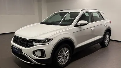 Usata VW T-Roc Life 110 CV (80 kW) 2023 SUV