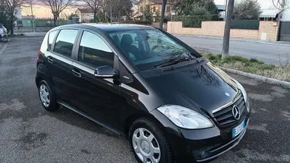 Usata Mercedes A160 95 CV (69 kW) 2011 Nero Berlina