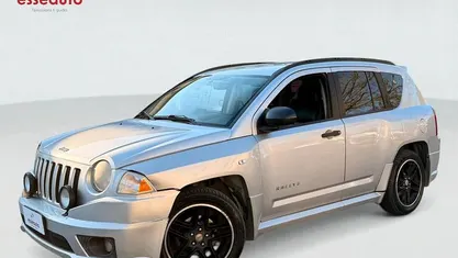 Usata Jeep Compass 140 CV (102 kW) 2009 Grigio SUV